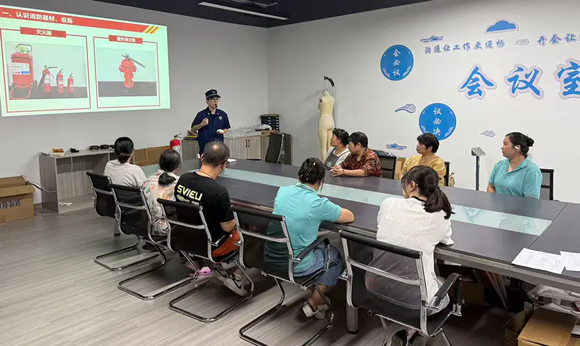 التدريب على الامتثال الاجتماعي والمساعدة في التدقيق